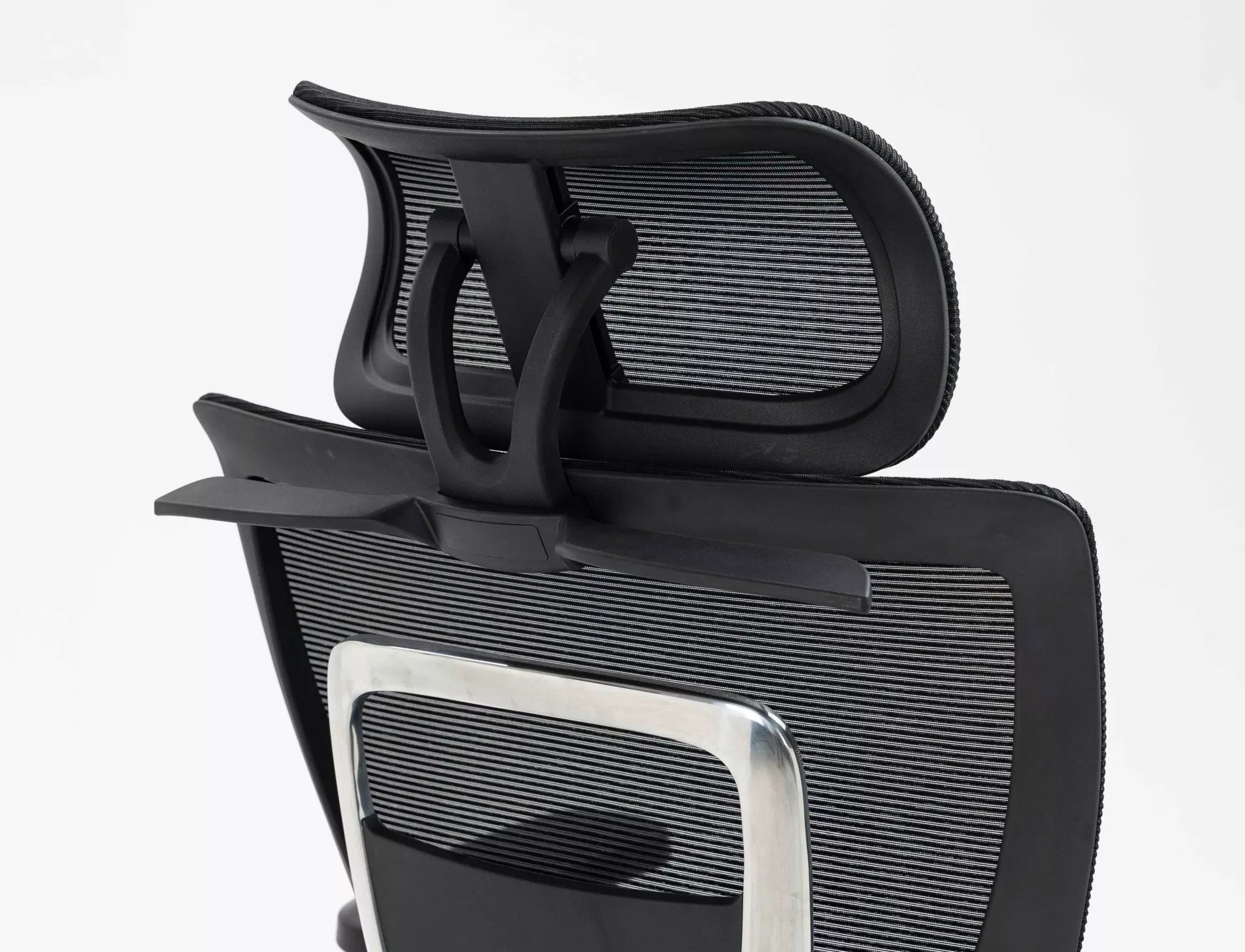 Scaun de Birou WINNS LUX (Negru) – Puterea Confortului Executiv